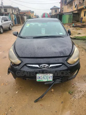 Hyundai Accent 2012 Black