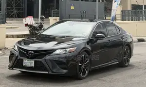 Toyota Camry 2019 Black