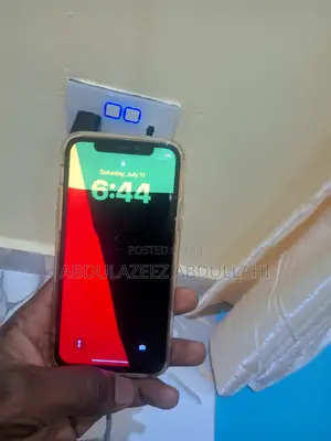 Apple iPhone X 64 GB White