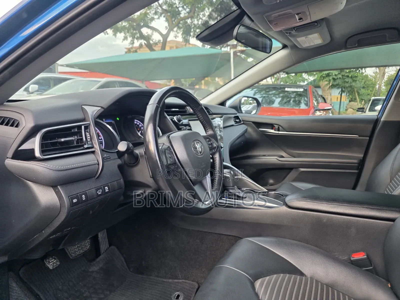 Toyota Camry 2019 Blue