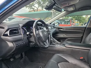 Toyota Camry 2019 Blue