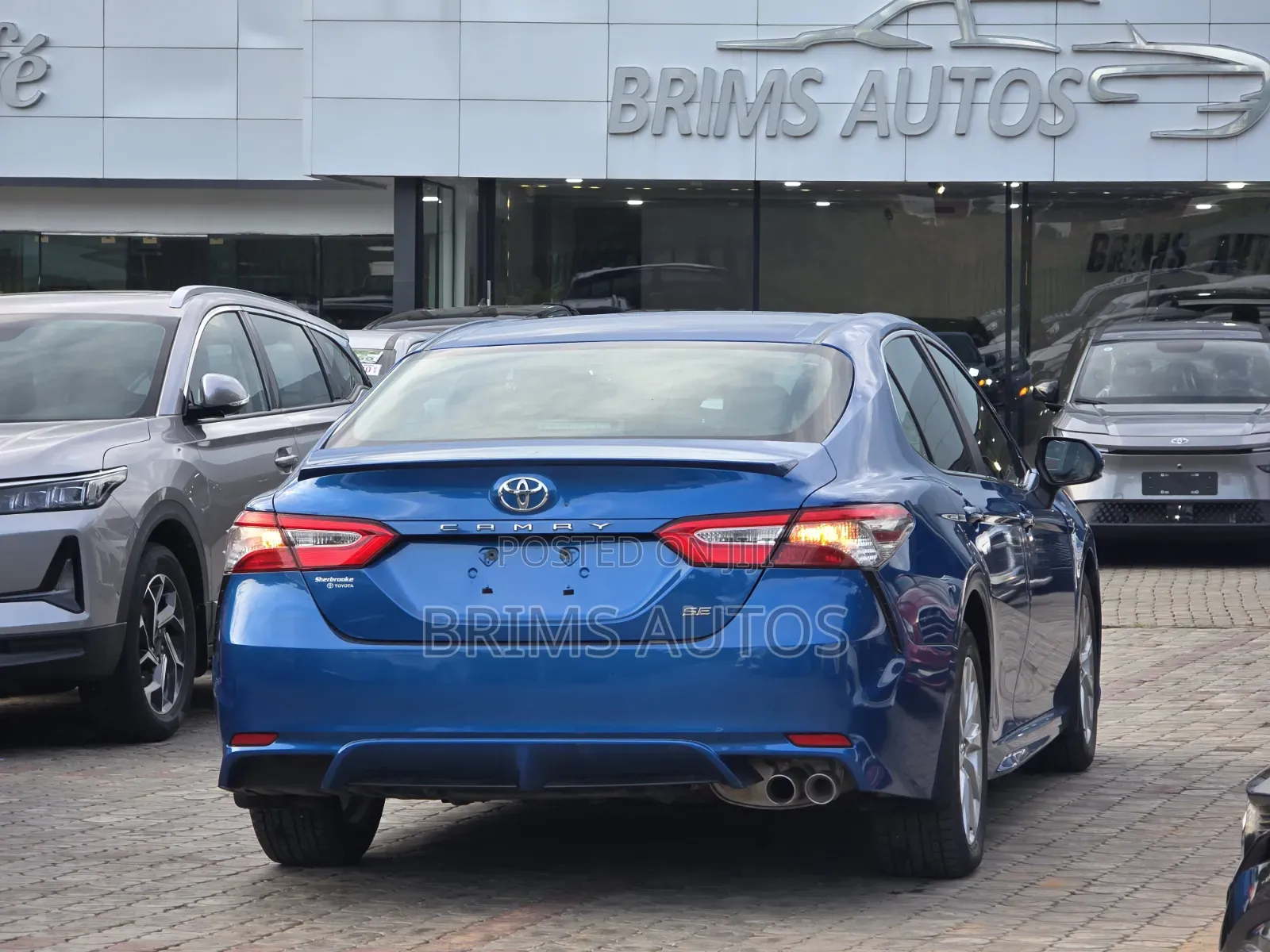 Toyota Camry 2019 Blue