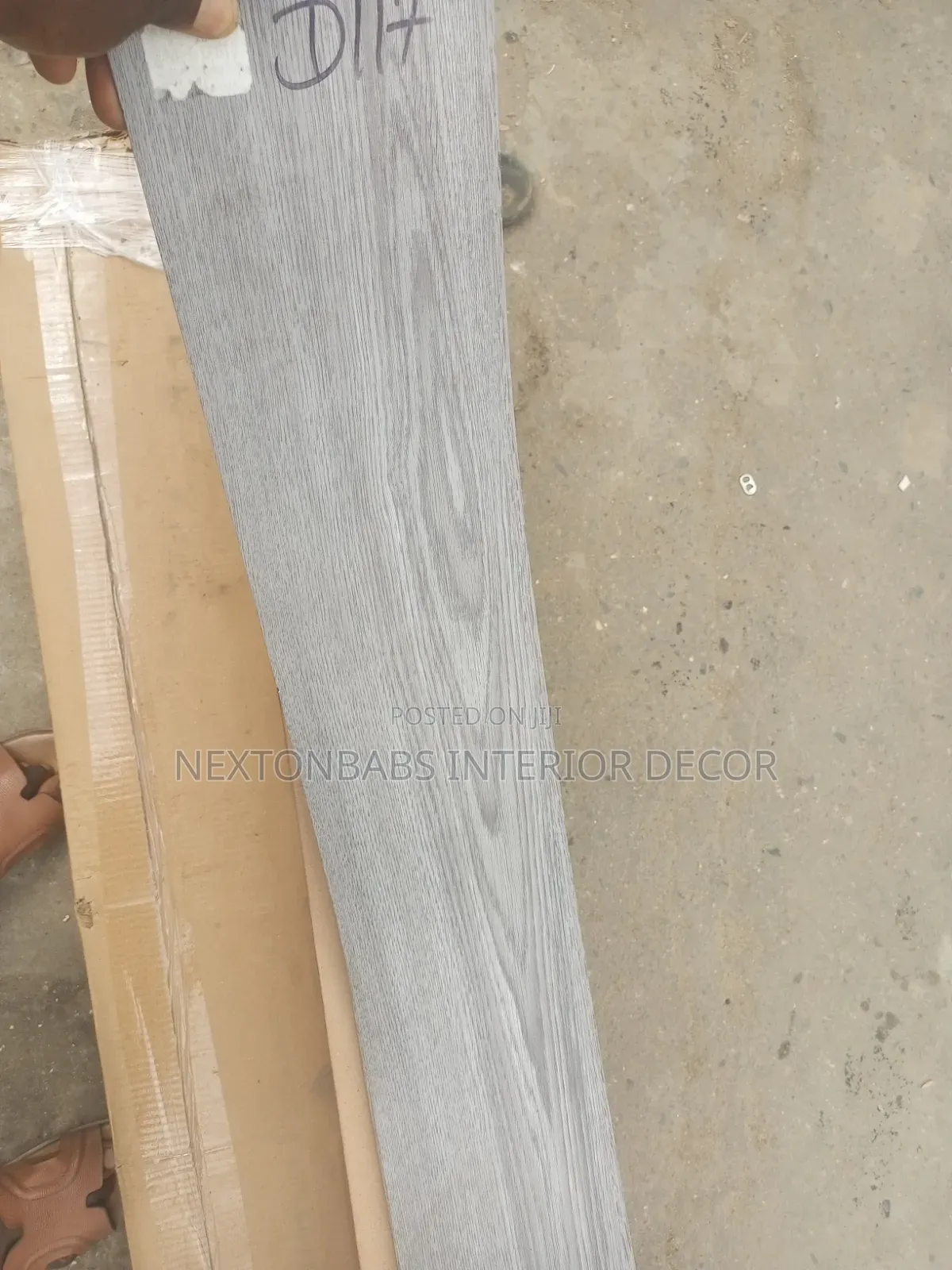 Vinyl Rubber Tiles