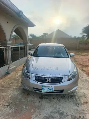 Honda Accord 2010 Silver