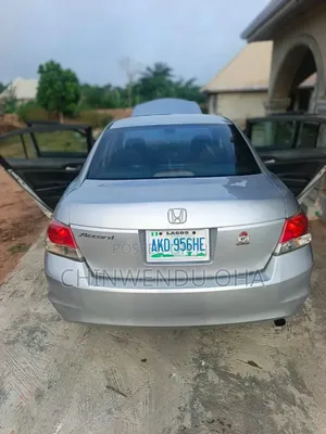 Honda Accord 2010 Silver