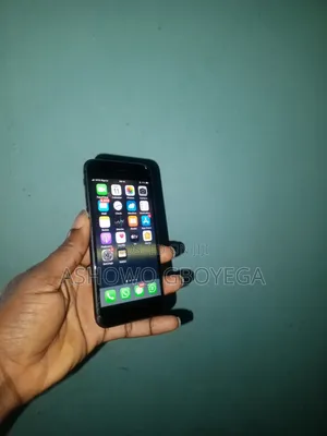 Apple iPhone 8 64 GB Black