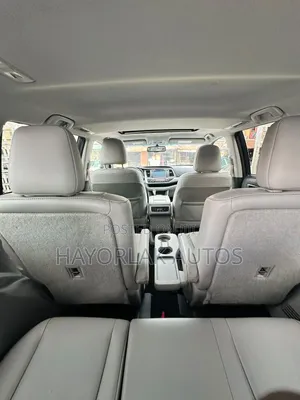 Toyota Highlander XLE V6 4x2 (3.5L 6cyl 6A) 2016 Gray