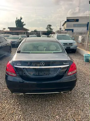 Mercedes-Benz C300 Luxury 4matic Sedan AWD (2.0L 4cyl 7A) 2017 Blue