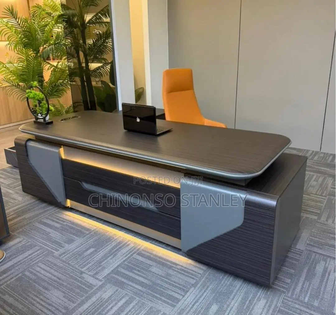 Executive Office Table Bt022