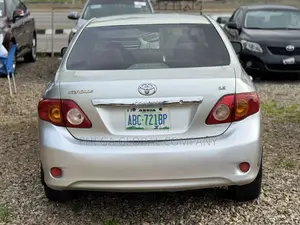 Toyota Corolla 2008 Silver