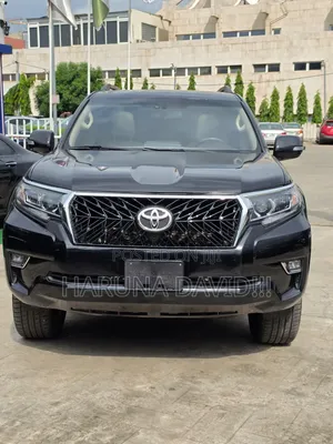 Toyota Land Cruiser Prado 2019 Black