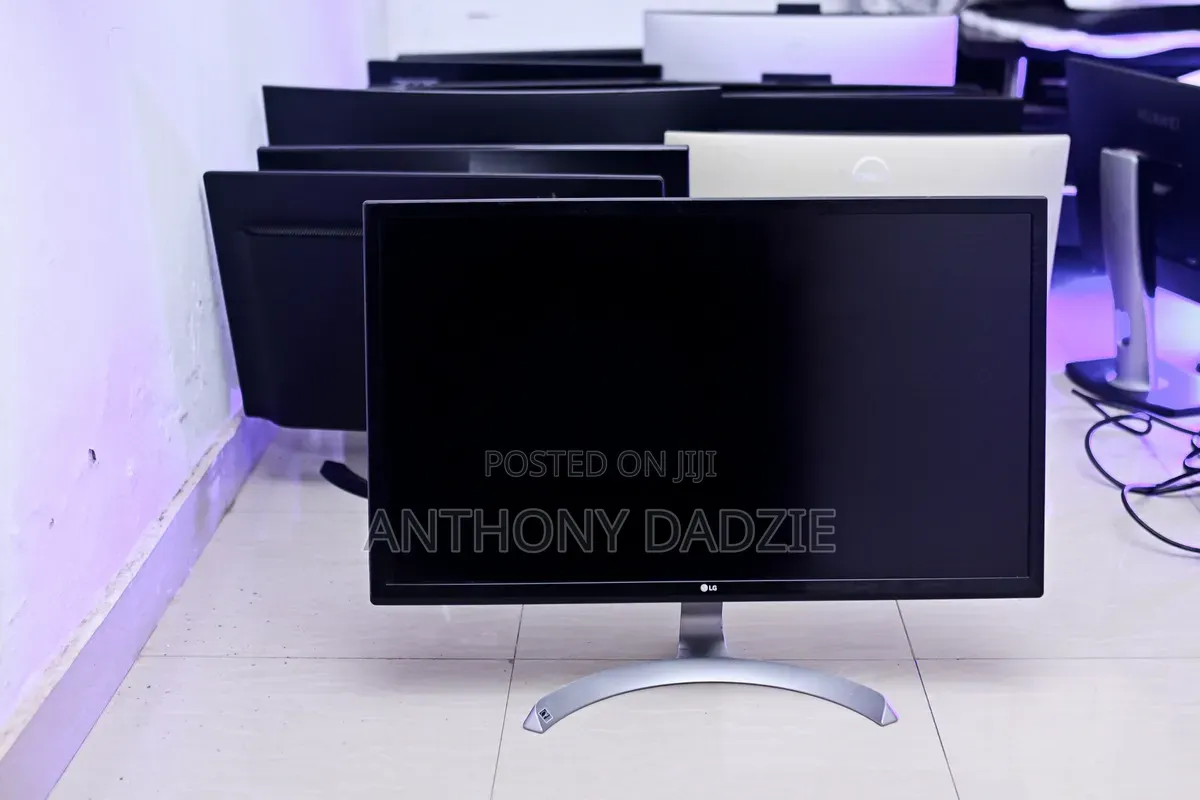 24 Inches Ips Lg Monitor