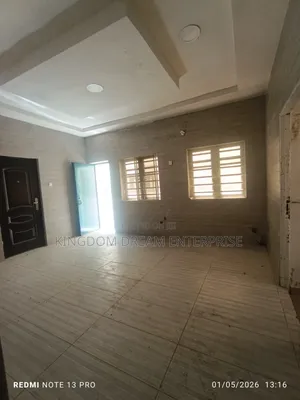 16bdrm Duplex in Ikeja Lagos, Obafemi Awolowo Way for rent