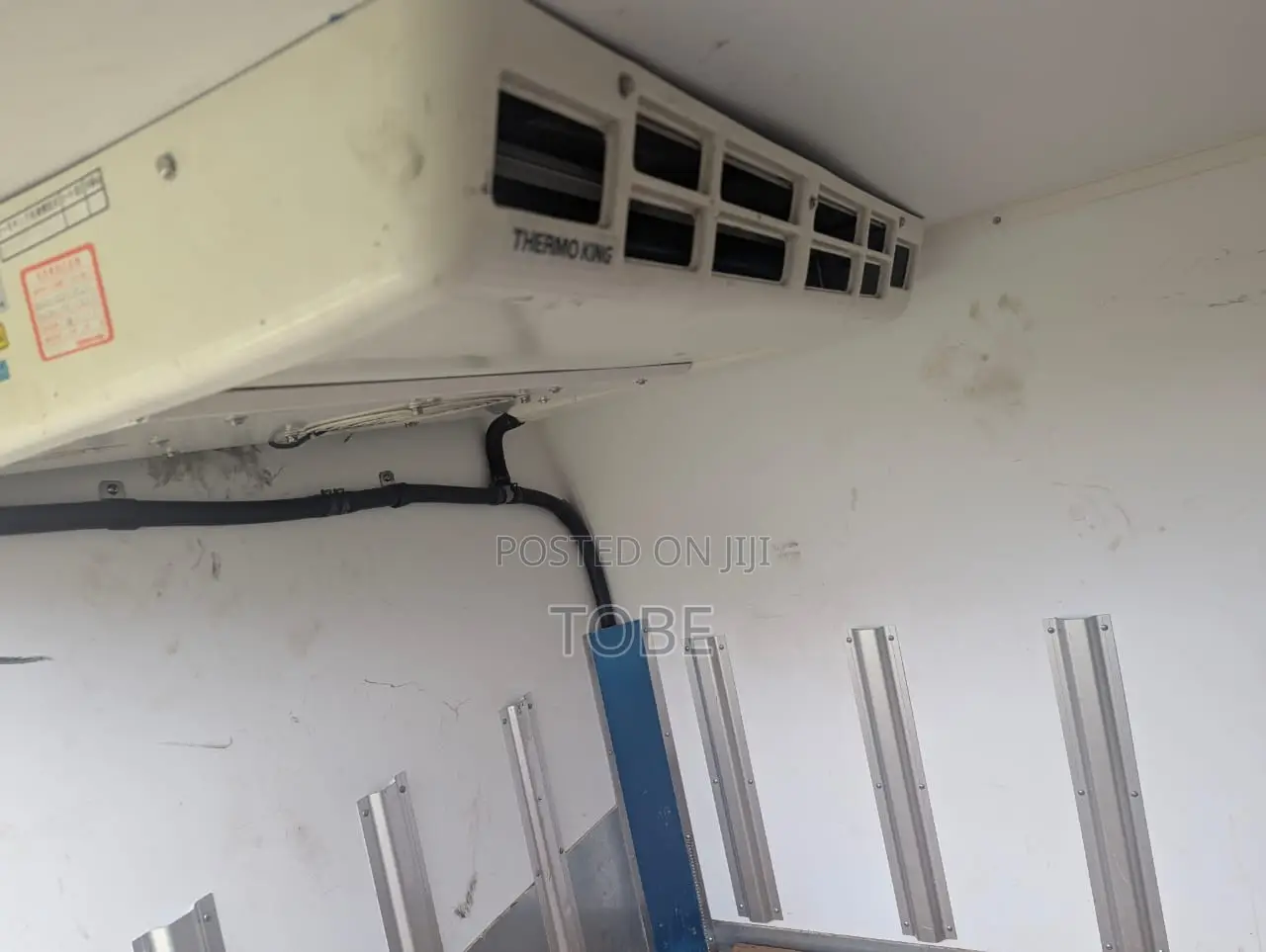 Nissan Caravan (Urvan) 2000 White