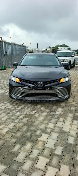 Toyota Camry 2018 Black