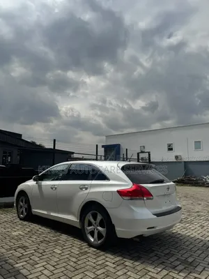 Toyota Venza 2011 White