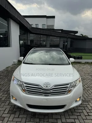 Toyota Venza 2011 White