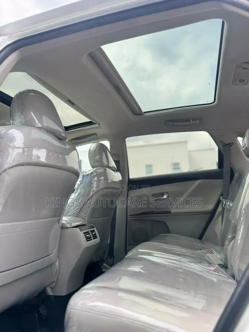 Toyota Venza 2011 White