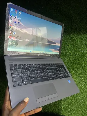 Laptop HP 250 G7 8GB Intel Celeron SSD 128GB