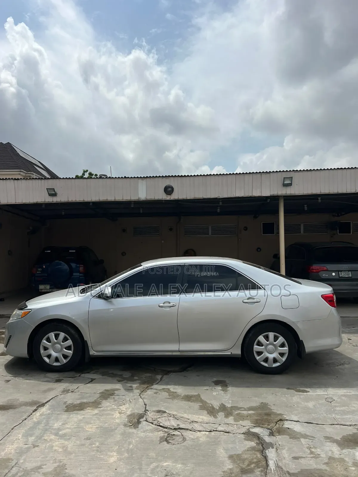 Toyota Camry 2012 Silver