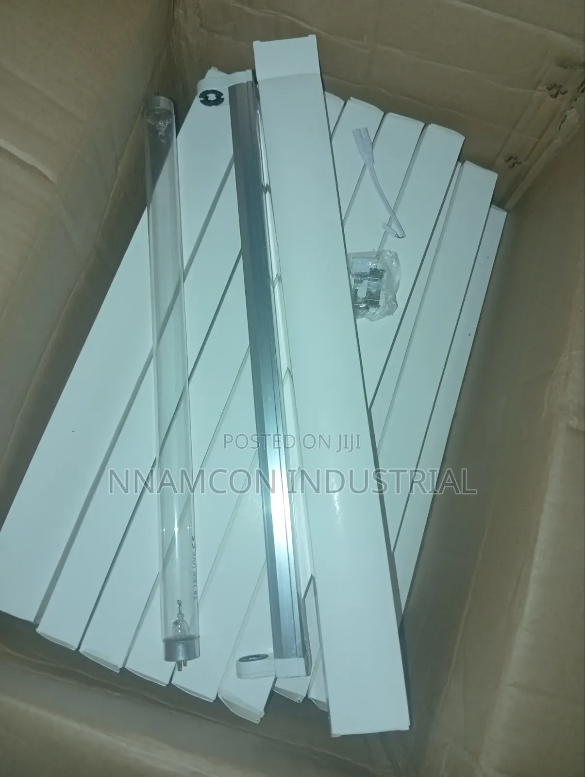 Air Ultra Violet Lamp/Sterilizer