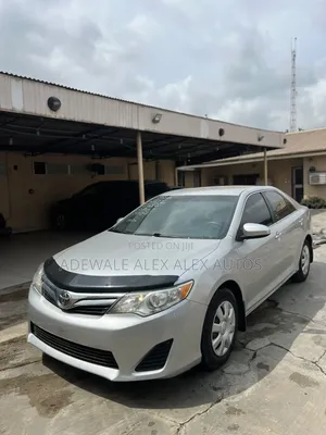 Toyota Camry 2012 Silver