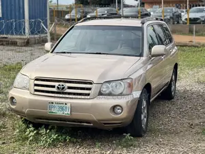 Toyota Highlander V6 4x4 2005 Gold