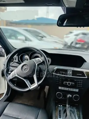 Mercedes-Benz C350 2012 White