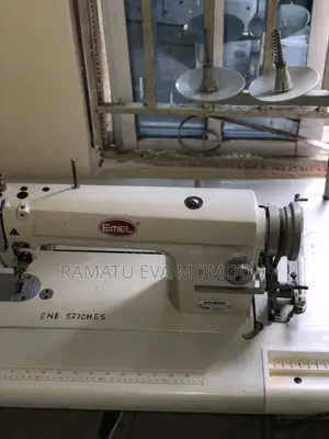 Industrial Sewing Machine