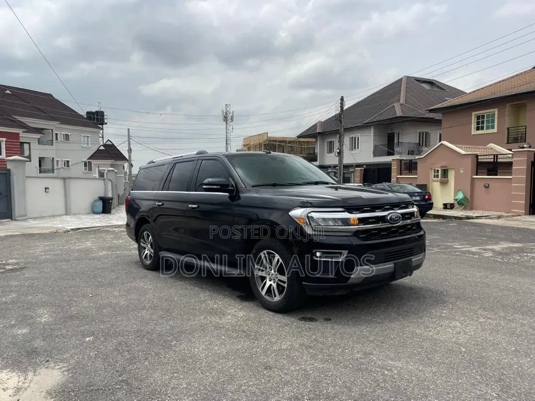 Ford Expedition Max 2023 Black