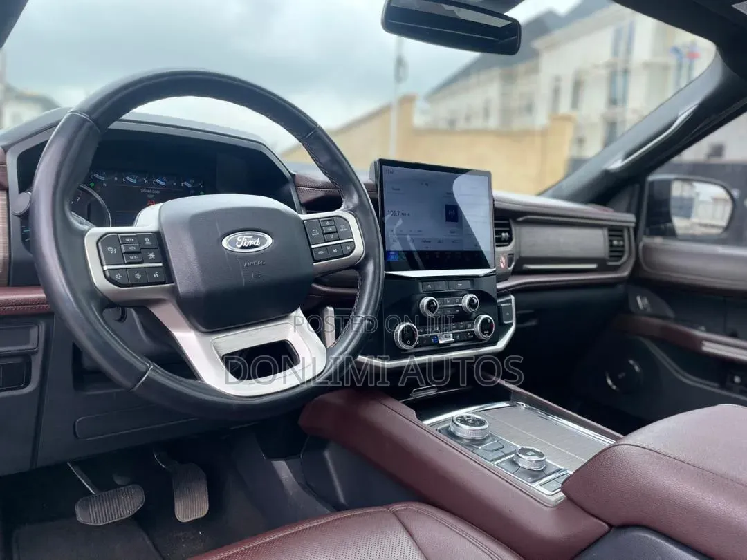 Ford Expedition Max 2023 Black