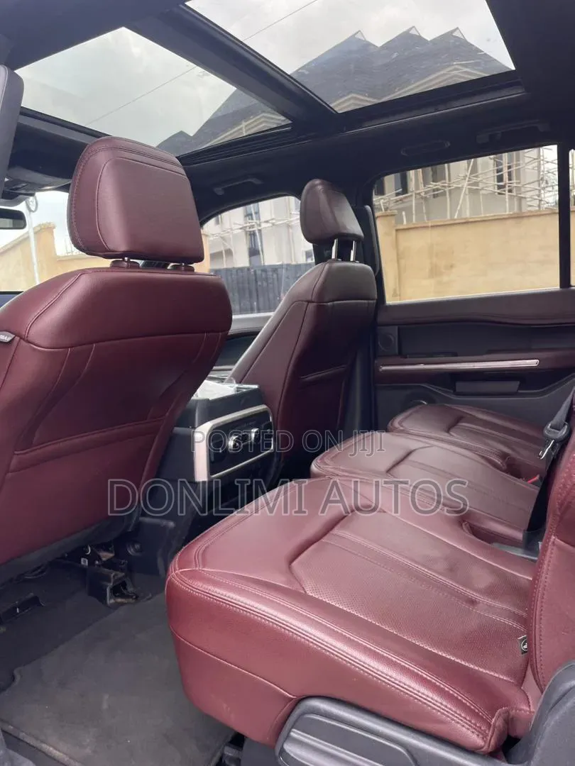 Ford Expedition Max 2023 Black