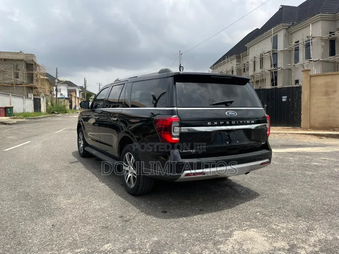 Ford Expedition Max 2023 Black