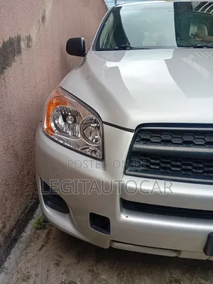 Toyota RAV4 2.5 2012 Silver