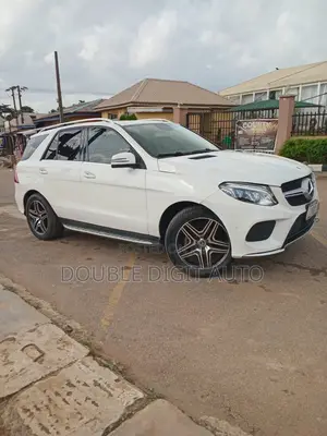Mercedes-Benz GLE-Class 2016 White