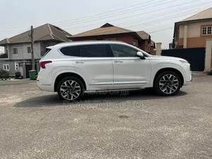Hyundai Santa Fe Limited 2022 White