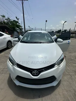 Toyota Corolla 2014 White