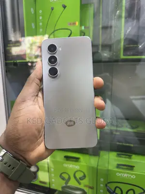 Itel A100 128 GB Silver