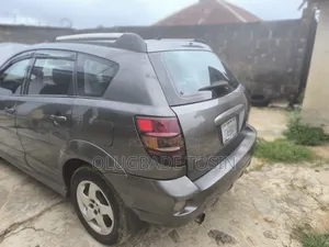 Pontiac Vibe 2006 Gray