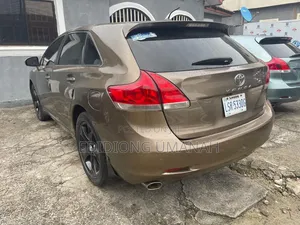 Toyota Venza 2011 Brown