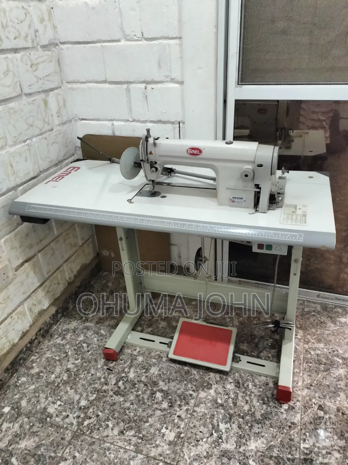Industrial Sewing Machine