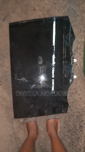 Toyota Highlander 2020 Back Door Glass Right