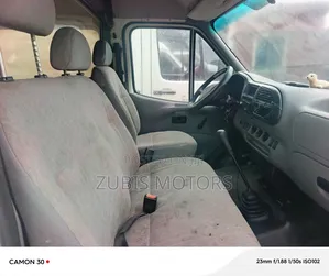 Ford Transit 2000 White