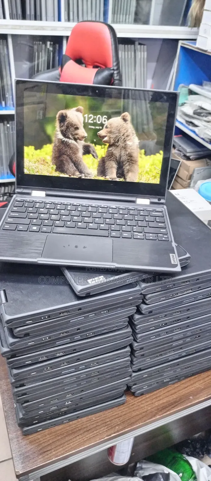 Laptop Lenovo 300e 4GB Intel Celeron SSD 128GB