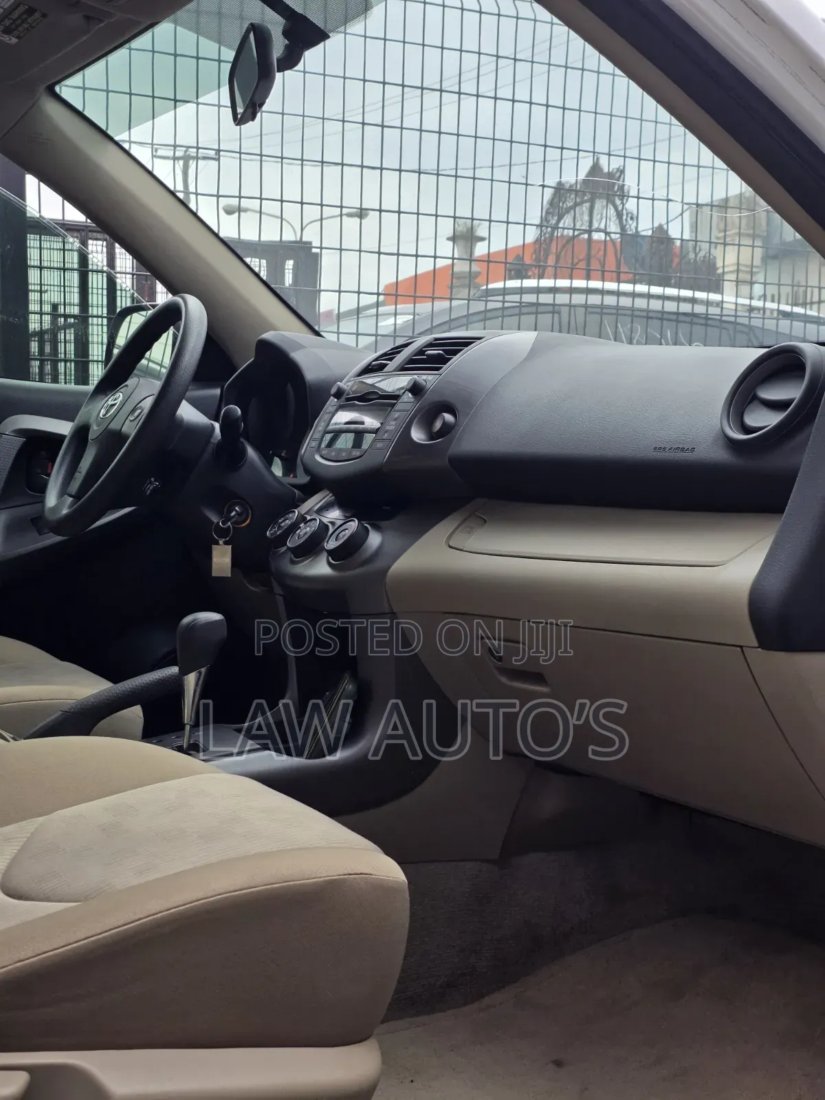 Toyota RAV4 2010 White