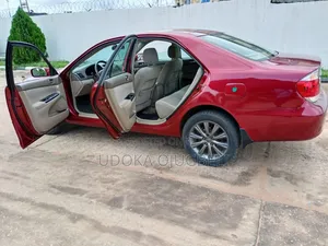 Toyota Camry LE 4dr Sedan (2.4L 4cyl 5A) 2006 Red