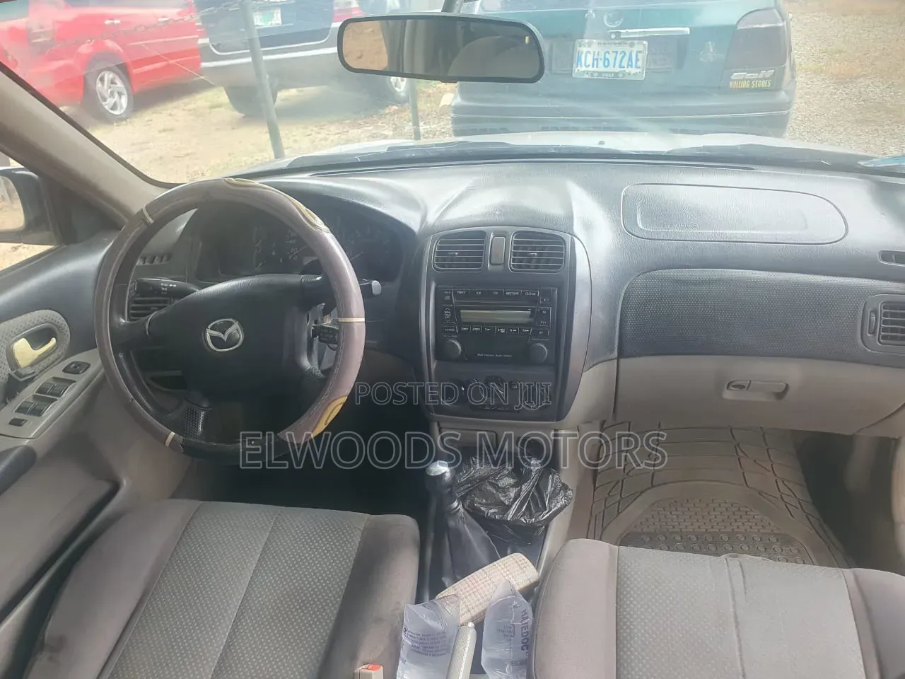 Mazda 323 2000 Silver