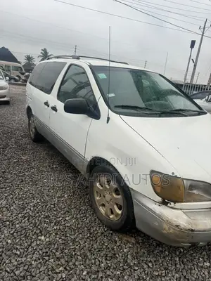 Toyota Camry 2002 Gray