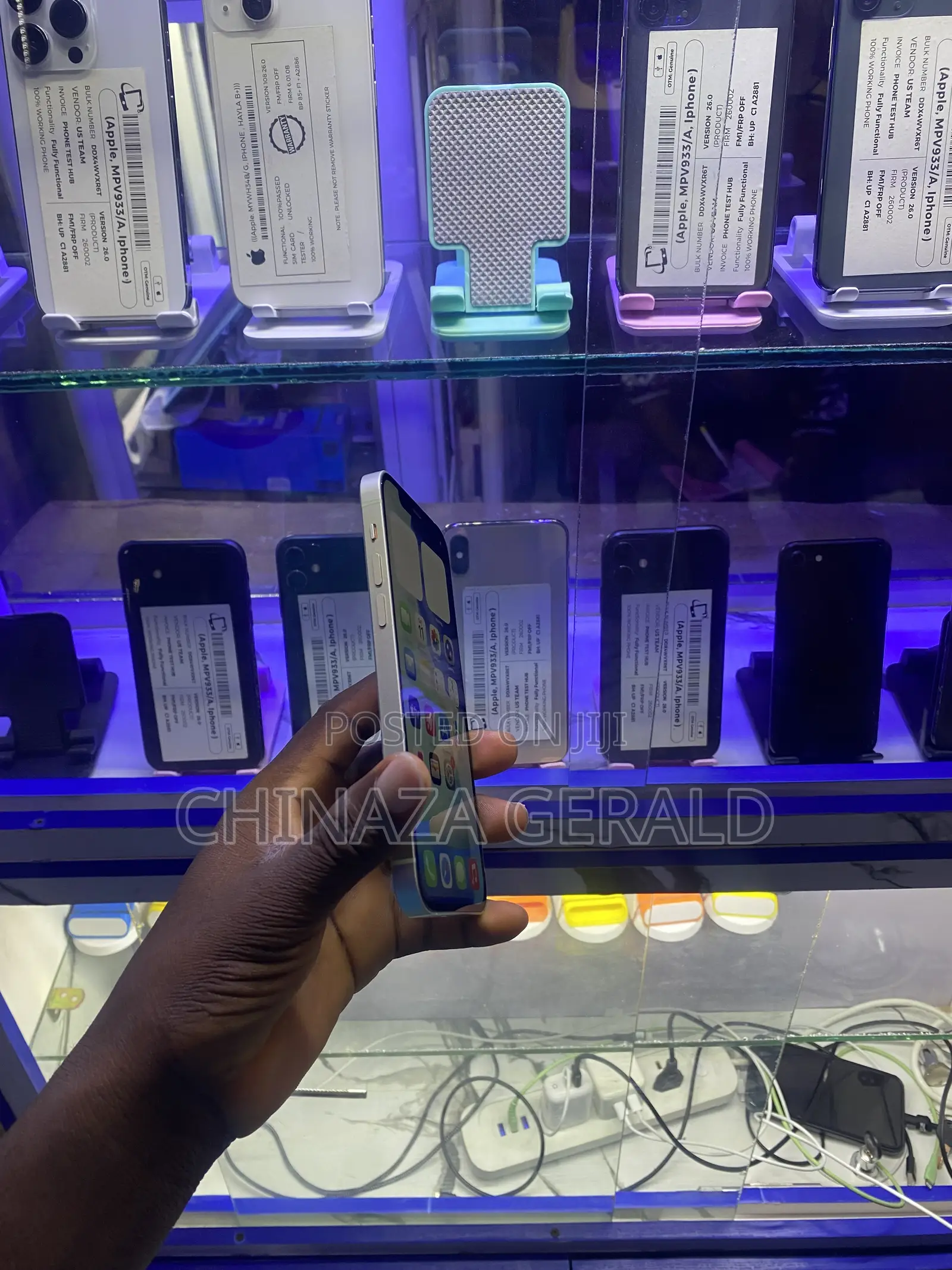 Apple iPhone 12 64 GB