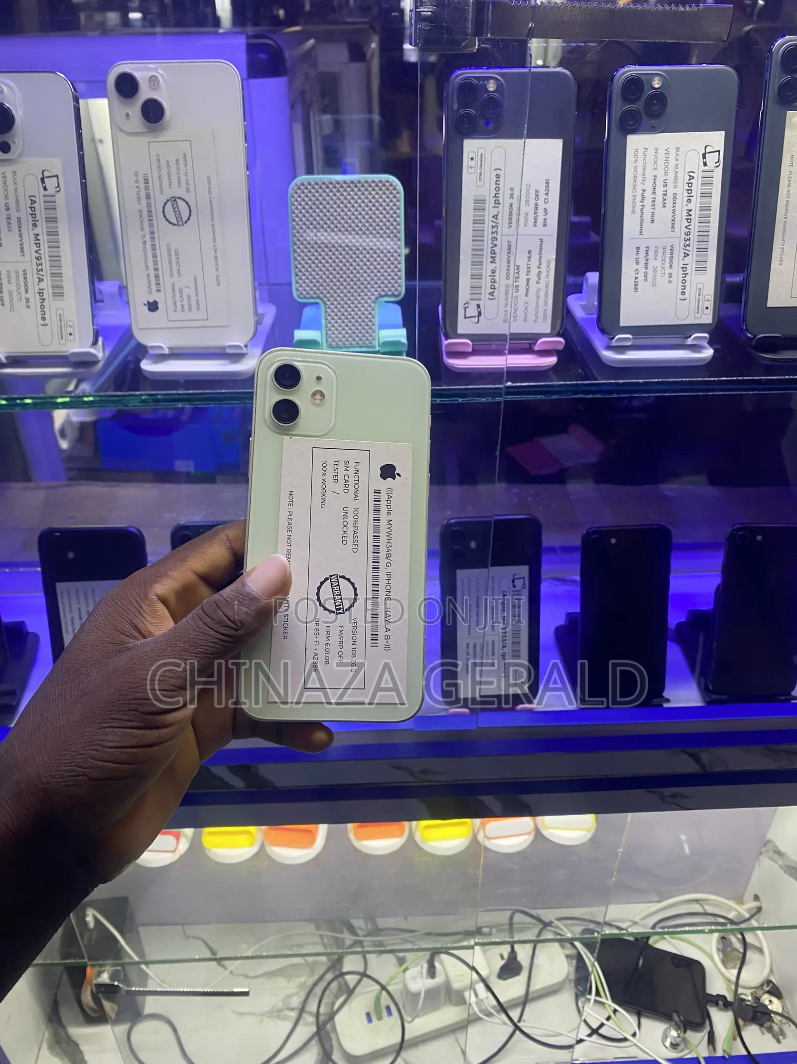 Apple iPhone 12 64 GB